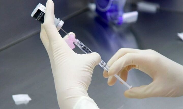 Στις 12:00 το μεσημέρι θα αρχίσουν οι εμβολιασμοί στην Αττική