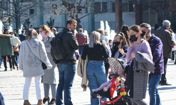 Χρονόπουλος: Το όριο με τα 2 χιλιόμετρα δεν ισχύει μέσα στον δήμο και για το sms 6