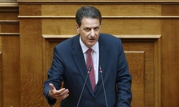 Σκυλακάκης: Περιλαμβάνονται στα τεκμήρια τα 534 ευρώ - Τι είπε για τα μαθητικά voucher laptop