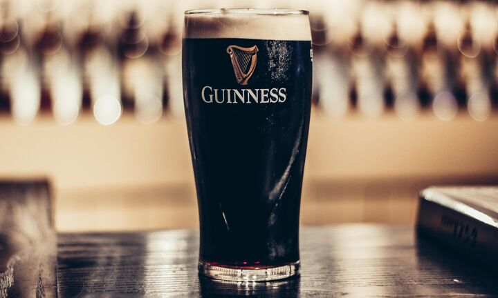 Η Ολυμπιακή Ζυθοποιία και η Diageo ανανεώνουν τη συνεργασία τους μέχρι το 2024