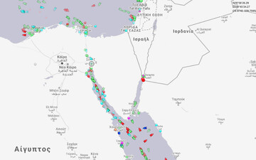Συνεχίζεται το... μποτιλιάρισμα στο Σουέζ 