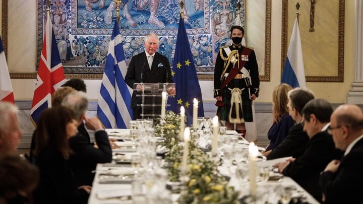 Πρίγκιπας Κάρολος: Χαίρε, ω χαίρε, ελευθεριά!
