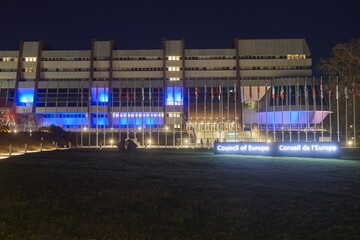 Το Συμβούλιο της Ευρώπης στα χρώματα της Ελλάδας