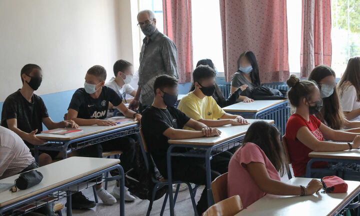 Αν. Γκίκα: Άνοιγμα Γυμνασίων, Λυκείων με εβδομαδιαία αυτοδιαγνωστικά τεστ