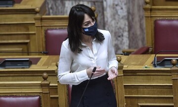 Δ. Μιχαηλίδου: Υποχρεωτικός προληπτικός έλεγχος  covid-19 για τους εργαζόμενους σε κρίσιμους τομείς