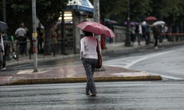 Καιρός: Πολύ θυελλώδεις νότιοι άνεμοι - Τοπικές λασπoβροχές και υψηλές θερμοκρασίες