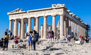 Reuters: Προς άρση της καραντίνας για τουρίστες στην Ελλάδα από ΕΕ και άλλες 5 χώρες