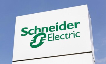 Η Schneider Electric συμβάλλει στον ψηφιακό μετασχηματισμό των μικρομεσαίων επιχειρήσεων