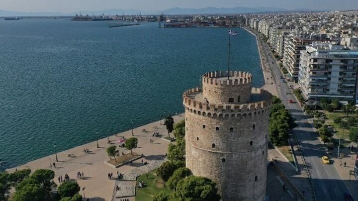 Θεσσαλονίκη: «Γεμάτα» τα τραπέζια - Στο 80% για αύριο οι κρατήσεις