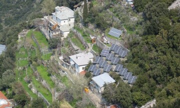 Φωτοβολταϊκά στο Άγιο Όρος - Σε ποιες Μονές θα τοποθετηθούν