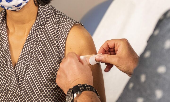 Η Ε.Ε. δεν έχει παραγγείλει νέα εμβόλια από την AstraZeneca – «Θα δούμε» λέει ο αρμόδιος επίτροπος