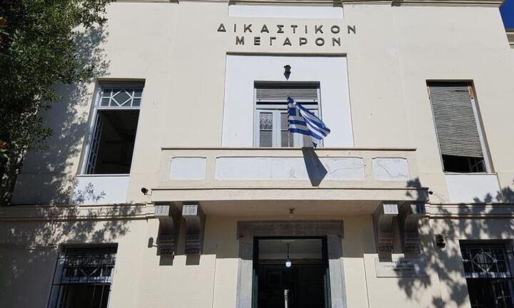 «Λιποθύμησα, έπαθα κρίση, δεν κατάλαβα ότι τον σκότωσα» λέει ο δάσκαλος που παρέσυρε ποδηλάτη