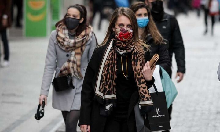 Nέα οδηγία CDC: Οι πλήρως εμβολιασμένοι δεν χρειάζεται να φορούν μάσκα - Οι αστερίσκοι
