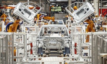 Alix Partners: H έλλειψη ημιαγωγών θα κοστίσει 110 δισ. δολάρια στις αυτοκινητοβιομηχανίες