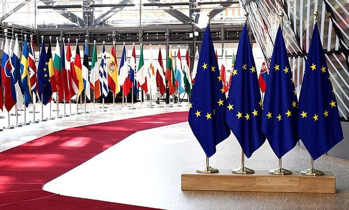EE: Χωρίς λευκό καπνό το Ευρωπαϊκό Πράσινο Ψηφιακό Πιστοποιητικό - Τέταρτος γύρος την Πέμπτη
