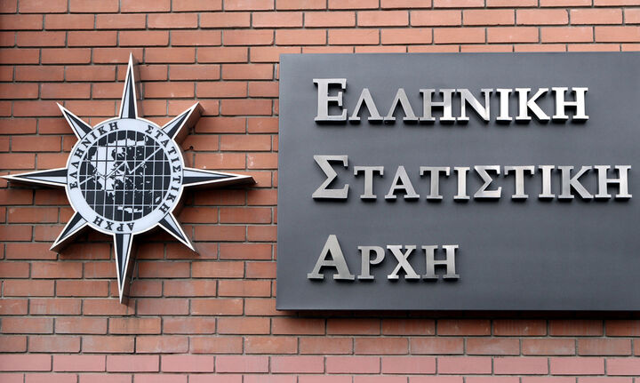 ΕΛΣΤΑΤ: Στα 700.842 άτομα οι άνεργοι τον Φεβρουάριο