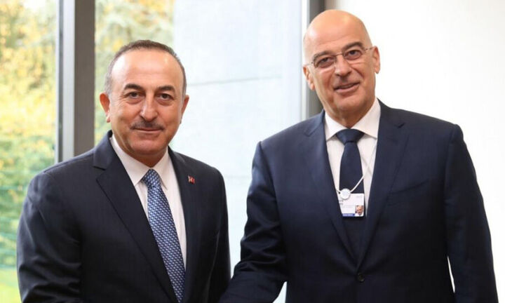 Σε καλό κλίμα η συνάντηση Μητσοτάκη Τσαβούσογλου - Σε εξέλιξη οι συνομιλίες με Δένδια