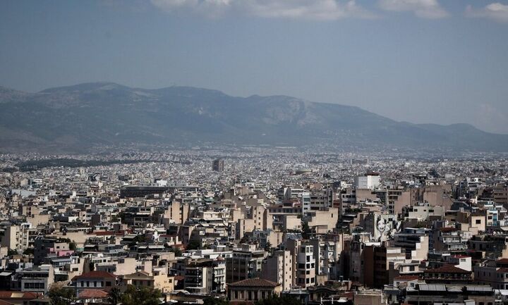 Ιδού ποιοι αγοράζουν τώρα ακίνητα στην Ελλάδα