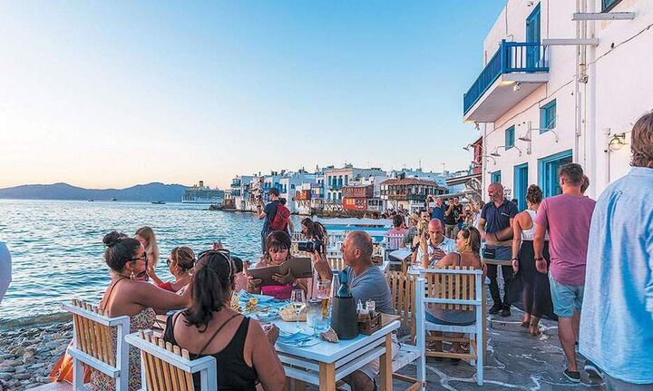 Κομισιόν: Άναψε «πράσινο φως» στο ελληνικό πρόγραμμα 800 εκατ. ευρώ για τη στήριξη του τουρισμού