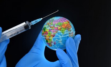 Δύο δισεκατομμύρια δόσεις εμβολίων έχουν χορηγηθεί σε όλο τον κόσμο