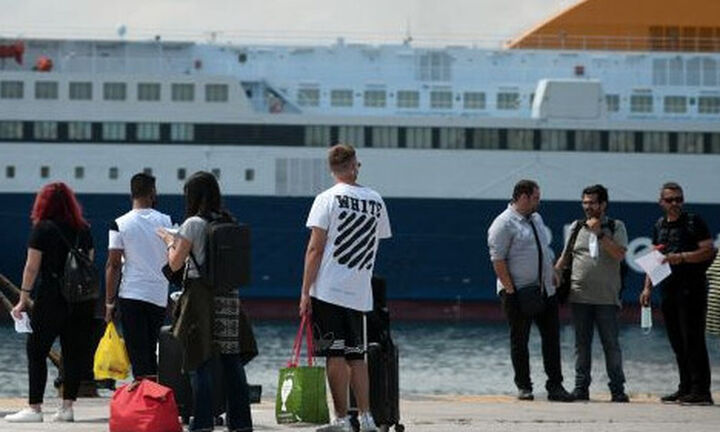ΚΕΠΕ: O τουρισμός δύναται για το 2021 να είναι ο «στυλοβάτης» της ανάπτυξης