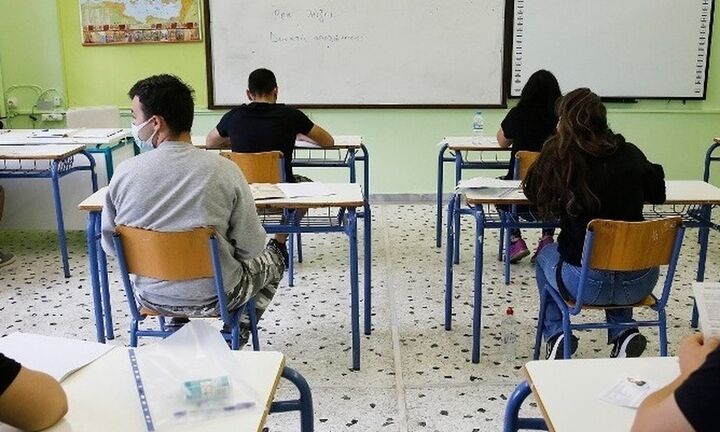 Πανελλαδικές: Αρχαία Ελληνικά, Μαθηματικά, Βιολογία για τους μαθητές των ΓΕΛ