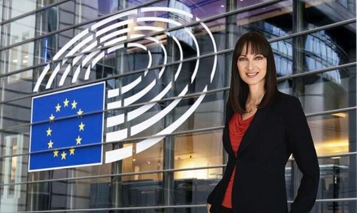 Ευρωπαϊκό Κοινοβούλιο: Υπερψηφίστηκε η Έκθεση της Έλενας Κουντουρά για την Οδική Ασφάλεια