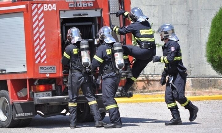 Συναγερμός στην Πυροσβεστική: Φωτιά σε βυτιοφόρο με προπάνιο στον Ασπρόπυργο-εκκενώνεται η περιοχή