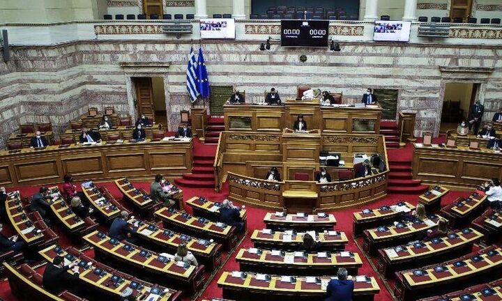 Στη Βουλή το θέμα της «περίεργης» εξαφάνισης 1.000 δικογραφιών από την Εισαγγελία Κέρκυρας