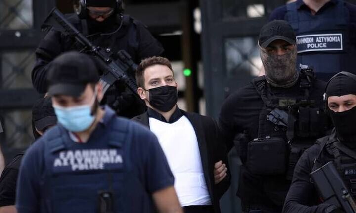 Γλυκά Νερά: Το πρώτο επισκεπτήριο στον 33χρονο - Τα πρώτα του λόγια μέσα από τα κρατητήρια