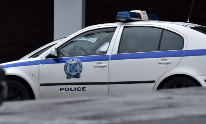 Τρόμος στου Ζωγράφου: Άνδρας μαχαίρωσε τέσσερις περαστικούς