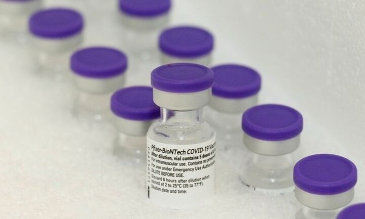 Pfizer και BioNTech σχεδιάζουν 3η ενισχυτική δόση και εμβόλιο ειδικά κατά της παραλλαγής Δέλτα