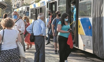 Κ. Αχ. Καραμανλής: Σκέψεις για εκπτωτικά προγράμματα στα ΜΜΜ για εμβολιασμένους επιβάτες