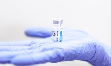 Έκπληκτο το Der Spiegel από την αποτελεσματικότητα των εμβολιασμών στην Ελλάδα