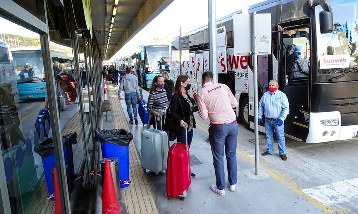 Γερμανική ένεση στον ελληνικό τουρισμό με 260.000 αφίξεις επισκεπτών από την Γερμανία τον Ιούνιο
