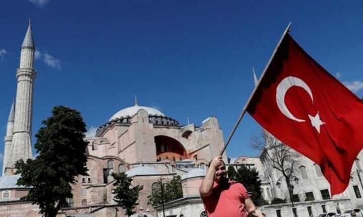 UNESCO: Απόφαση «χαστούκι» στην Τουρκία για την Αγιά Σοφιά 