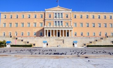 Βουλή: Ψηφίσθηκε το σχέδιο νόμου για τους πόρους του Μηχανισμού Ανάκαμψης
