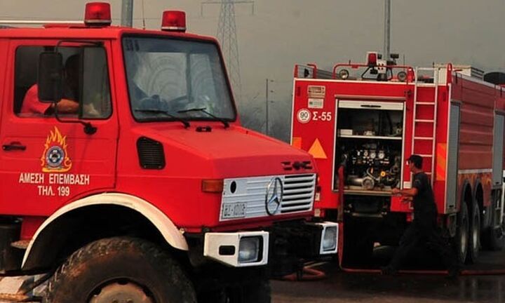 Φωτιά: Σε διαθεσιμότητα ο ταξίαρχος που "ζήτησε πολιτικό μέσο" για να στείλει βοήθεια