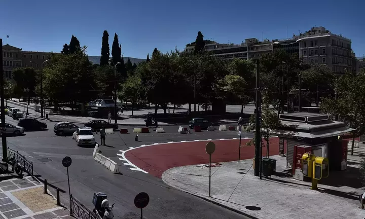  Διακοπές κυκλοφορίας σε λωρίδα στην πλατεία Συντάγματος, στην Παιανία και την Αθηνών-Λαμίας