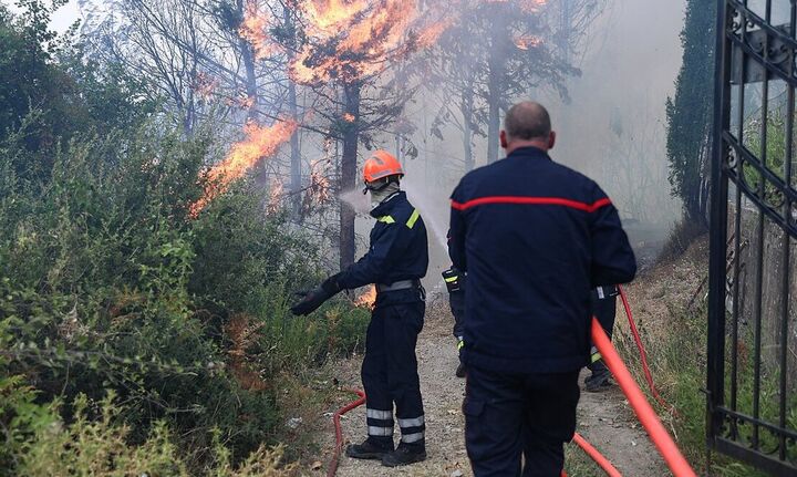 Συνεχίζουν να επιχειρούν οι πυροσβεστικές δυνάμεις σε Γορτυνία και Ανατολική Μάνη