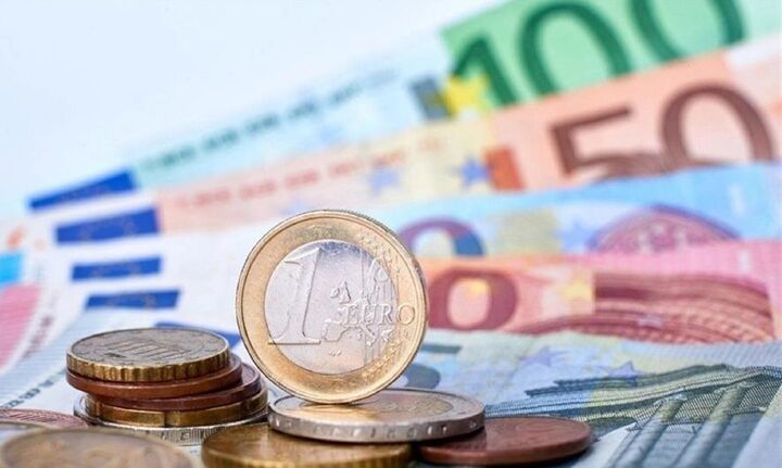 Κομισιόν: Εγκρίθηκε σύνθετη τιτλοποίηση για στήριξη μικρομεσαίων