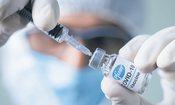 Ισραήλ: Στο 86% η αποτελεσματικότητα του εμβολίου της Pfizer μετά την τρίτη δόση