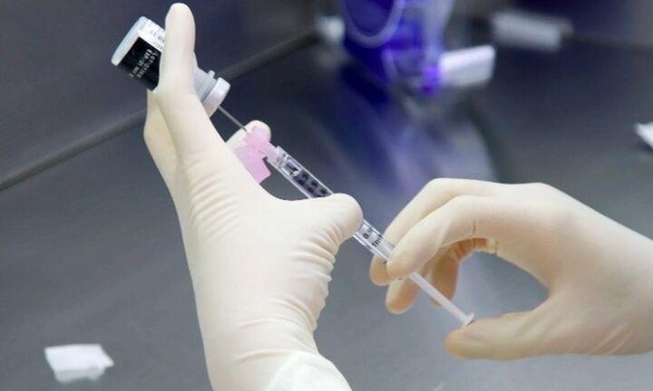 Αίρεται η αναστολή καθηκόντων υγειονομικών με την πρώτη ή τη μοναδική δόση του εμβολίου