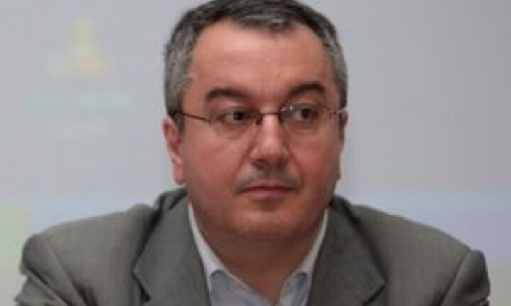 Μόσιαλος: Ο εμβολιασμός με τα mRNA εμβόλια Covid-19 προκαλεί ισχυρή ανοσοαπόκριση σε ασθενείς