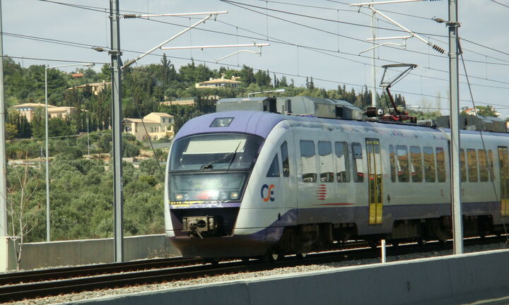 Σύγκρουση τρένου με αυτοκίνητο στα Κάτω Πατήσια