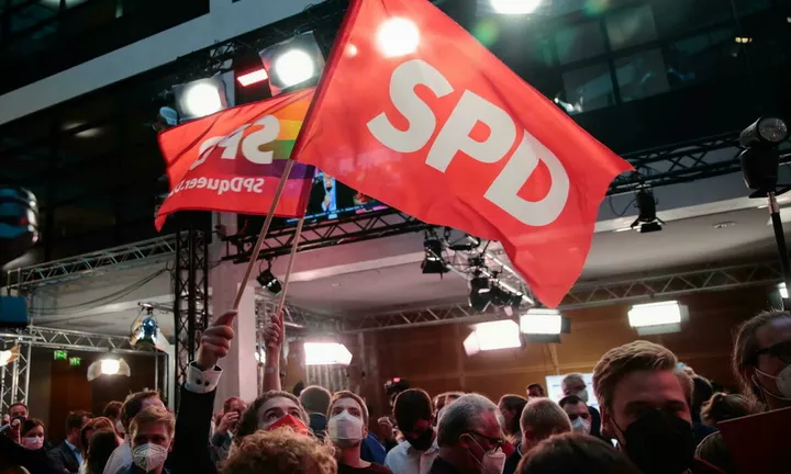 Γερμανία: Κέρδισαν οι Σοσιαλδημοκράτες - Αρχίζουν τα παζάρια για σχηματισμό κυβέρνησης