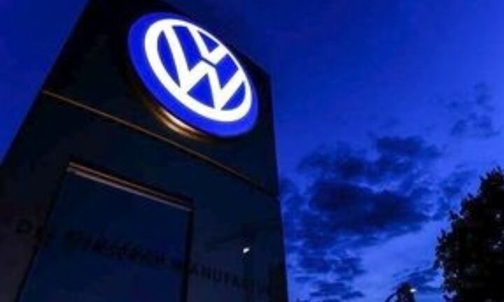 Η Volkswagen εξετάζει την περικοπή 30.000 θέσεων εργασίας