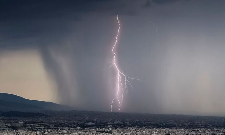 Βροχές, καταιγίδες, χιόνια στα ορεινά και πτώση θερμοκρασίας φέρνει αύριο η κακοκαιρία «Μπάλλος»