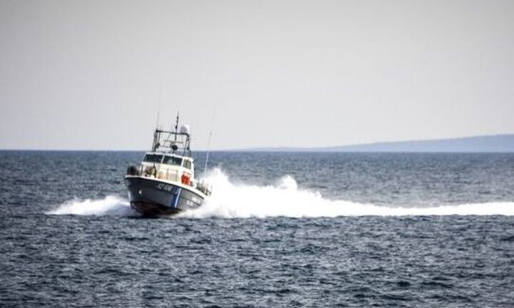 Τρία ανήλικα παιδιά και μία γυναίκα νεκροί, μετά το ναυάγιο στη Χίο