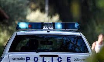 Θύμα ληστείας 18χρονος στο Μετς:Του επιτέθηκαν οκτώ άτομα 